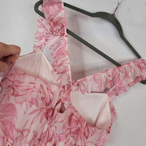 Gal Meets Glam Cheryl Ruffled Maxi Dress NWT - Picture 6 of 10